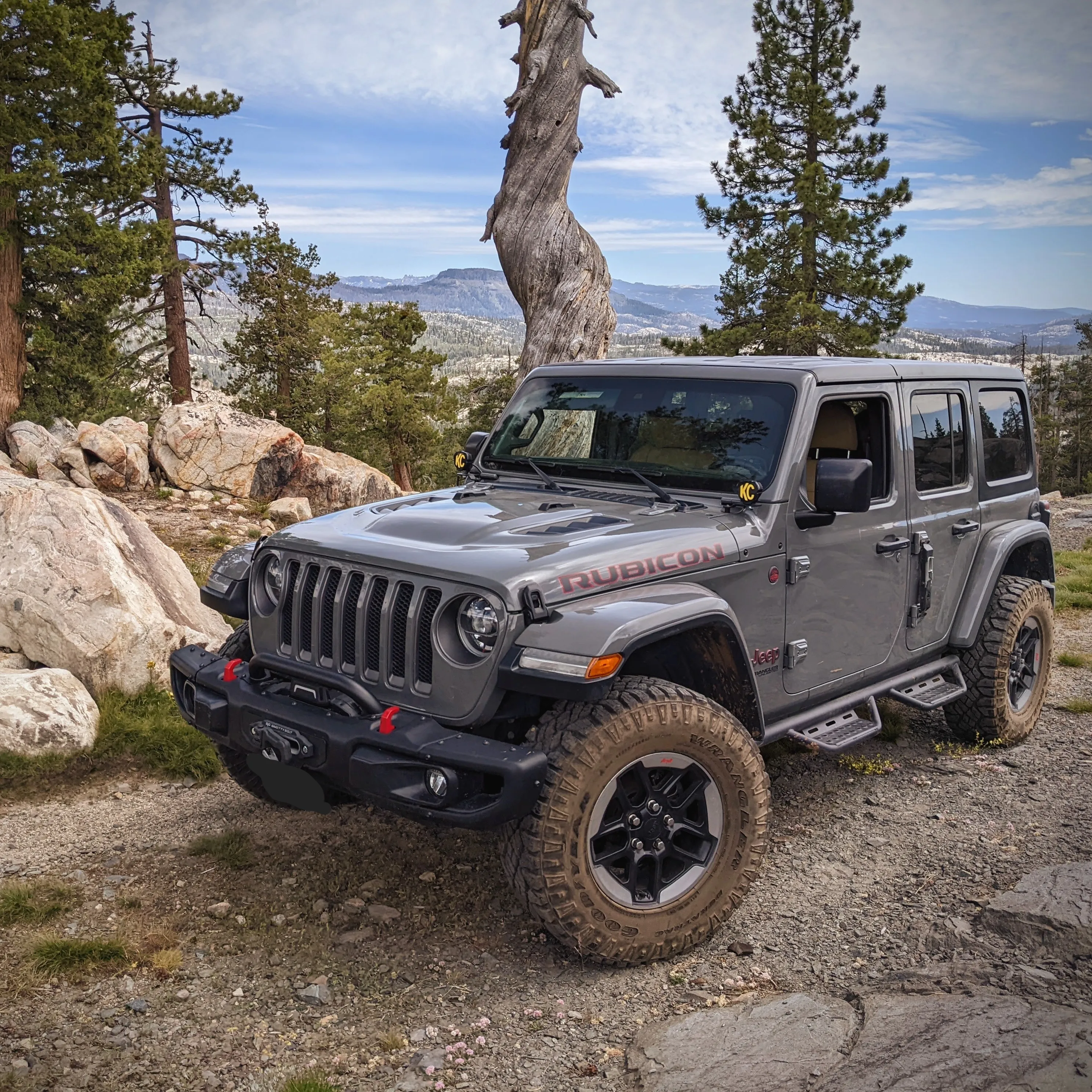 Jeep ready for an epic camping trip